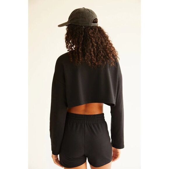 NWT Free People Movement Sunny Set Black Cropped Long Sleeve Top & Shorts Medium - Picture 3 of 16